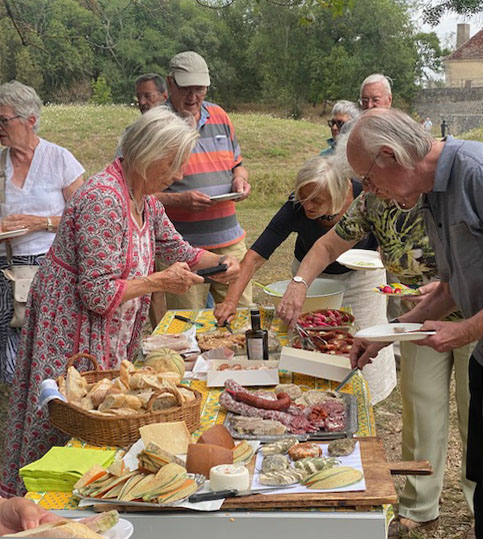 Picknick im Fort Medoc