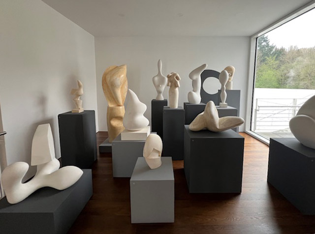 Werke von Hans Arp u Sophie Taeuber-Arp