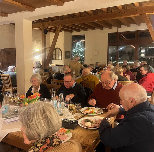 Stärkung nach der JHV Stärkung nach der JHV