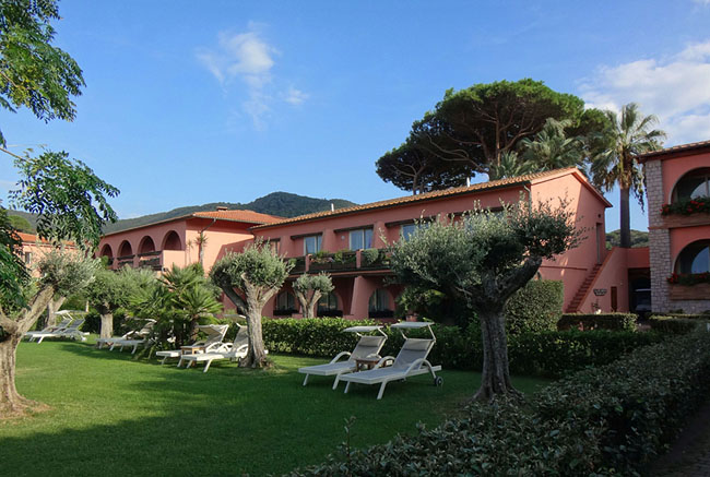 Procchio, Hotel del Golfo