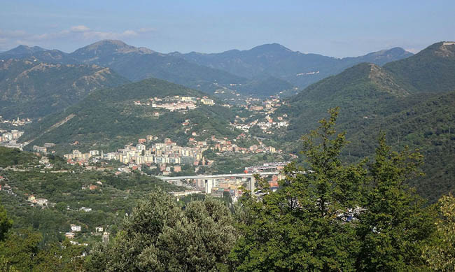 Genua: Blick vom Belvedere Montaldo