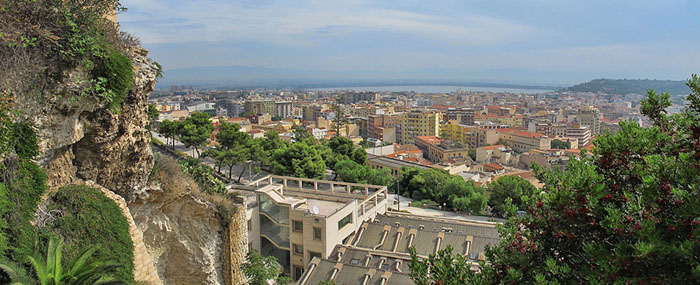Cagliari: Panoramablick über die Stadt