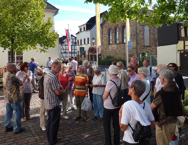 Ahrweiler: Stadtführung mit Herrn Saame