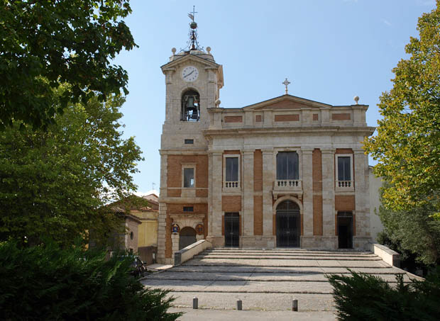 Alatri: Dom San Paolo auf dem Plateau der Akropolis