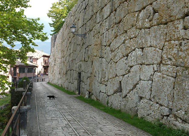 Alatri: Zyklopenmauer (6. Jh. v.Chr.)