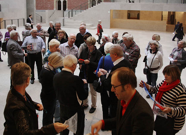 Amsterdam, Gruppe im Rijksmuseum