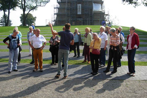 Lorsch, Gruppe während der Führung