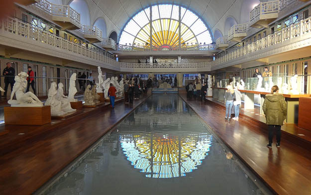 Roubaix: Piscine-Museum im Art-deco-Hallenbad