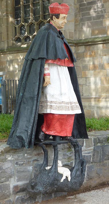 Essen: Denkmal Bischof Hengsbach