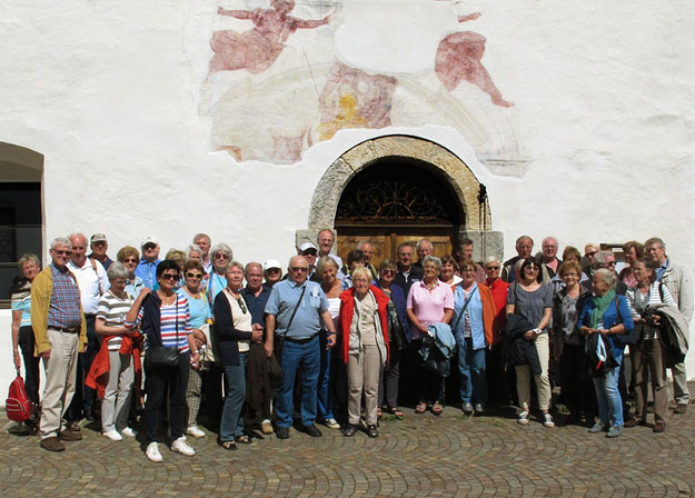 Gruppenfoto in der Abtei, Aufn: F. Schliephake
