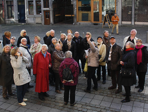 Liège, Gruppe bei der Stadtführung