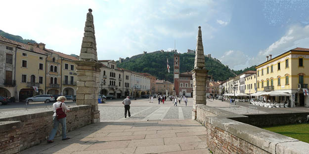 Trentino: Marostica, La Piazza