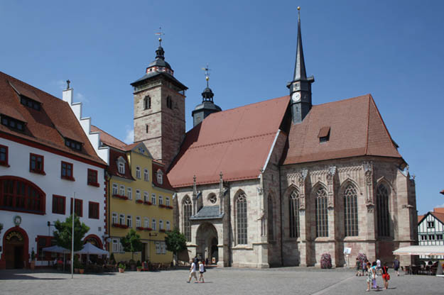 Schmalkalden, Altmarkt mit Rathaus und St. Georg