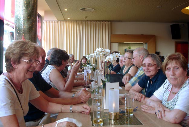 Abendessen in Schmidt's Tivoli