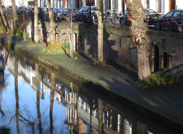 Utrecht: Vom Kanalufer in die Keller