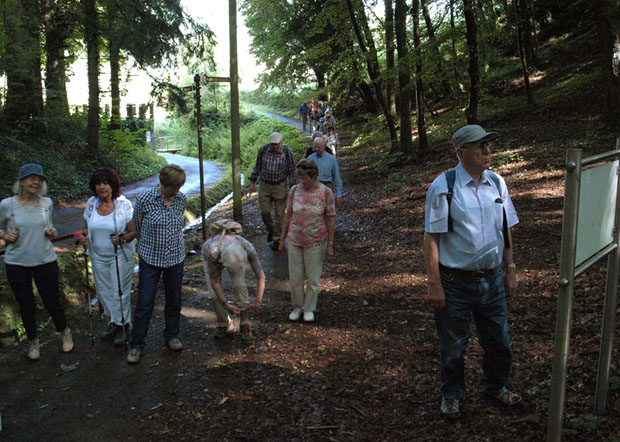 Sommerfest, Beginn der Wanderung durchs Schweizertal