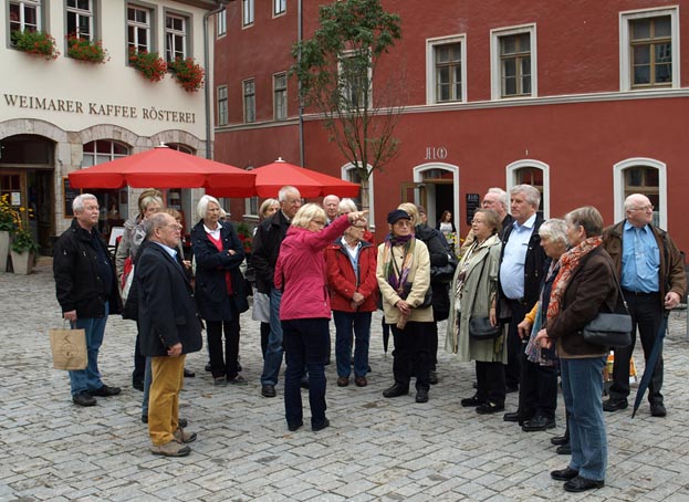 Weimar, Gruppe bei der Stadtführung