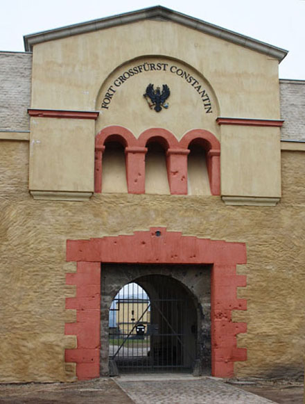 Fort Konstantin, restauriertes Hauptportal