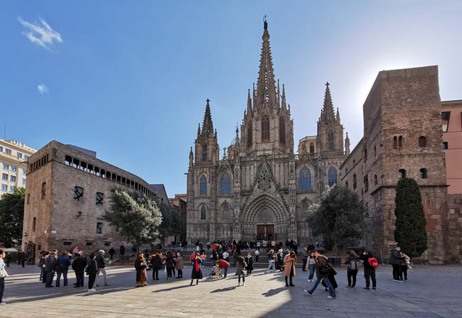 Vorplatz und Kathedrale La Seu