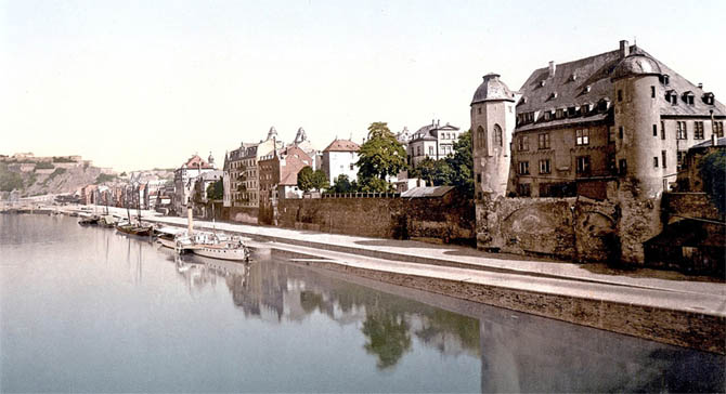Moselfront mit Alter Burg vor 1900 Moselfront mit Alter Burg vor 1900