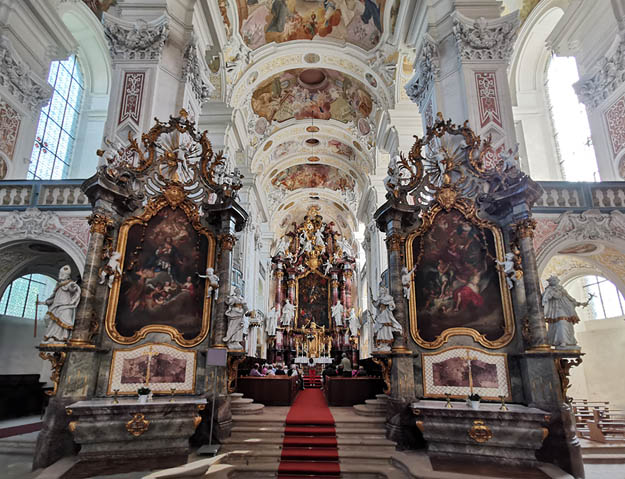 Kloster Schöntal, Altäre und Chor