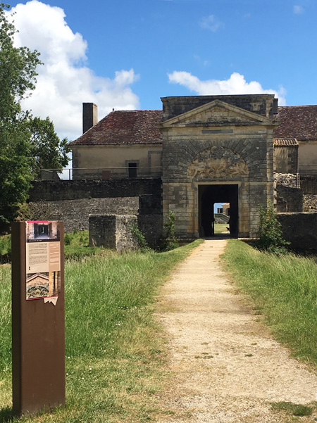 Fort Medoc