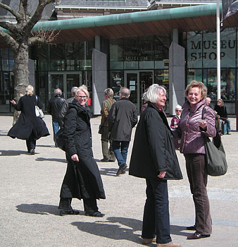 vor dem Rijksmuseum