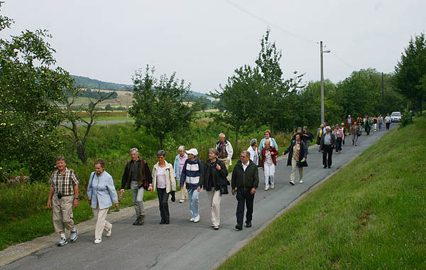 Fußweg zum Blütengrund